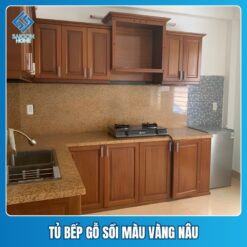Tủ bếp gỗ sồi màu vàng nâu