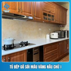 Tủ bếp gỗ sồi màu vàng nâu chữ I